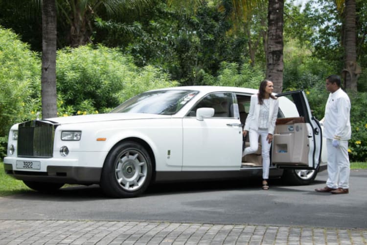 Luxury transfer in a Rolls Royce
